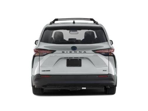 Midnight Black Metallic 2026 Toyota Sienna Woodland Edition