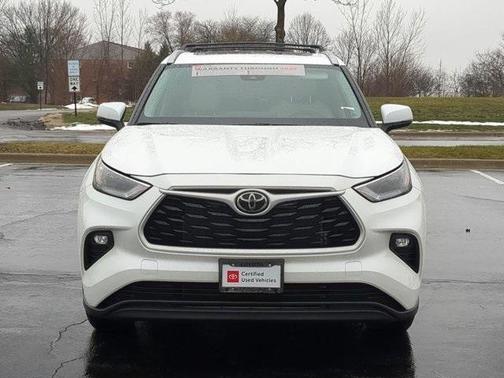 2025 Toyota Highlander XLE