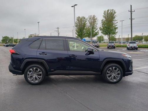 2024 Toyota RAV4 Hybrid XLE Premium