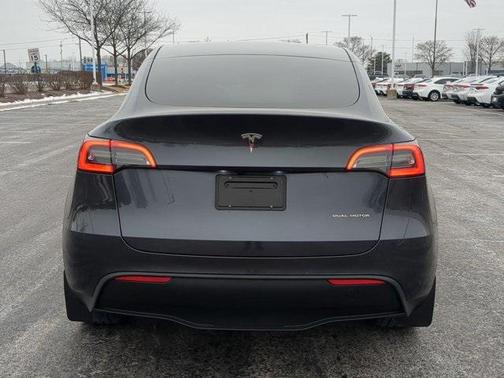 2024 Tesla Model Y Long Range Dual Motor All-Wheel Drive