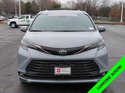 2024 Toyota Sienna Woodland Edition