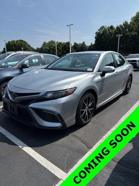 2022 Toyota Camry SE