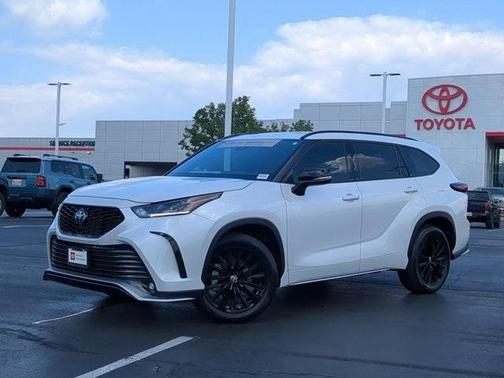 2024 Toyota Highlander XSE