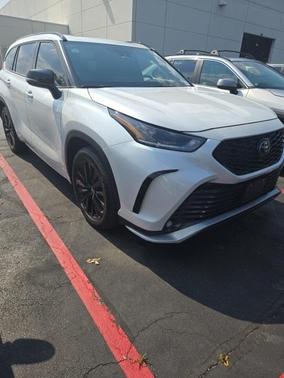 2024 Toyota Highlander XSE
