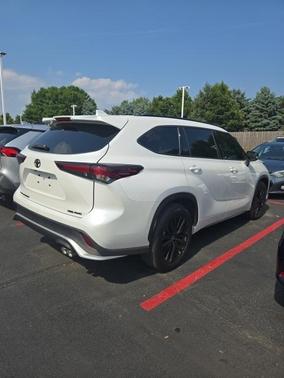 2024 Toyota Highlander XSE
