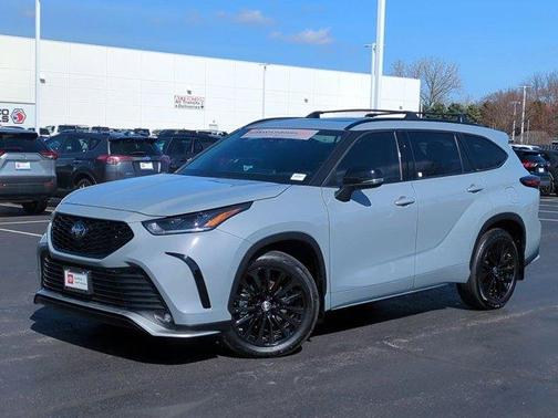 2025 Toyota Highlander XSE