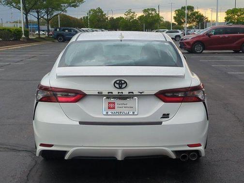 Ice Cap 2023 Toyota Camry SE