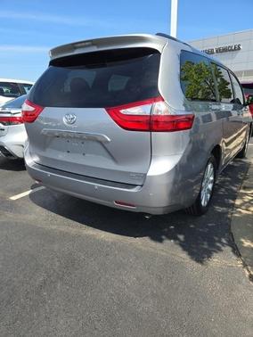 2016 Toyota Sienna Limited