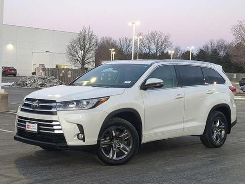 2018 Toyota Highlander Limited Platinum