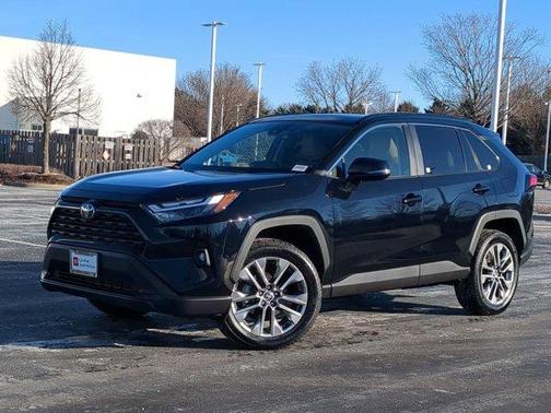 2025 Toyota RAV4 XLE Premium