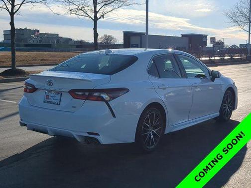 2024 Toyota Camry SE