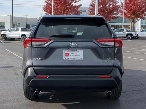 2025 Toyota RAV4 Hybrid SE