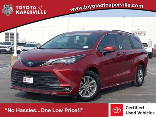 2025 Toyota Sienna XLE