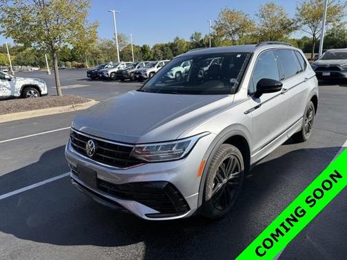 2022 Volkswagen Tiguan 2.0T SE R-Line Black 4MOTION