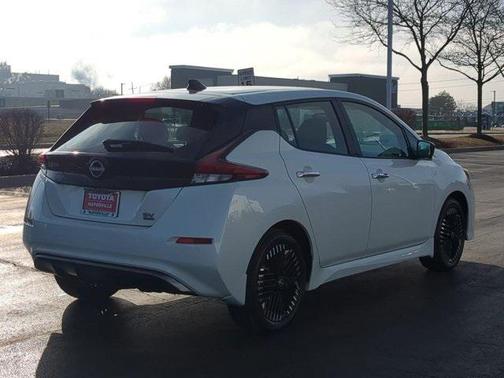 2025 Nissan Leaf SV PLUS