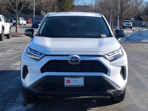 2025 Toyota RAV4 LE