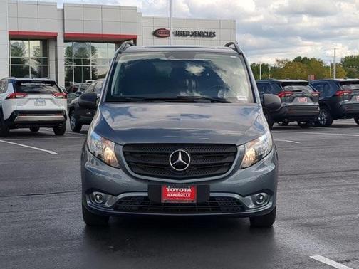 2017 Mercedes-Benz Metris Base