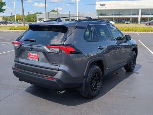 2021 Toyota RAV4 Hybrid XLE Premium