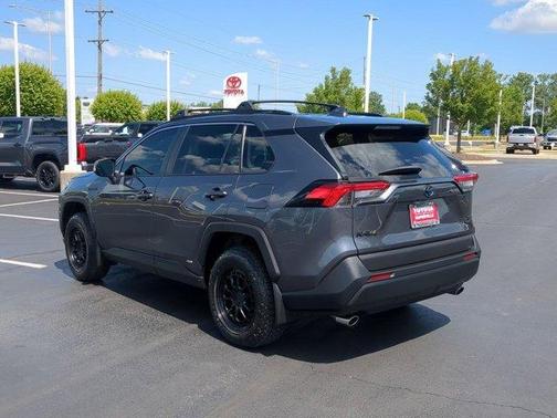 2021 Toyota RAV4 Hybrid XLE Premium