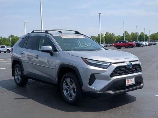 2023 Toyota RAV4 Hybrid XLE