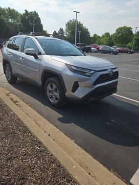 2023 Toyota RAV4 Hybrid XLE