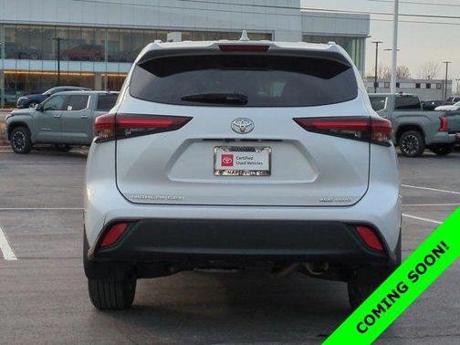 2025 Toyota Highlander XLE