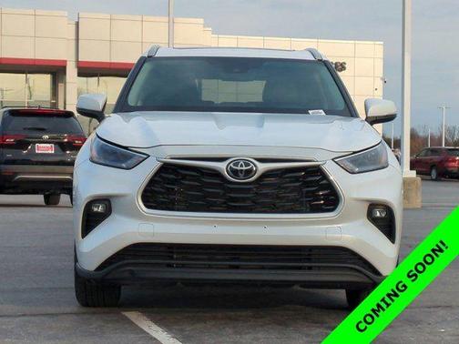 2025 Toyota Highlander XLE
