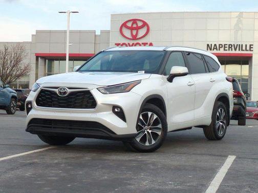 2025 Toyota Highlander XLE