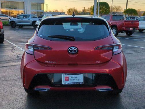 Supersonic Red w/Midnight Black 2021 Toyota Corolla SE