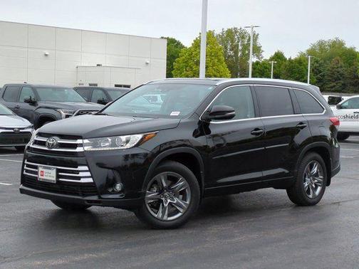 Midnight Black Metallic 2019 Toyota Highlander Limited Platinum