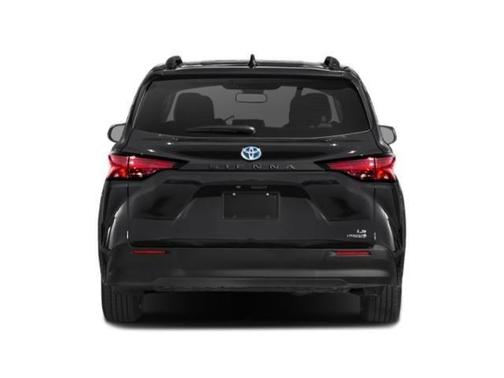 2025 Toyota Sienna LE