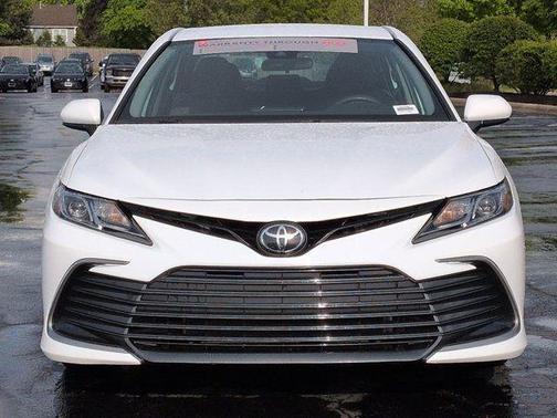 Ice Cap 2023 Toyota Camry LE