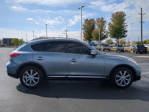 2017 INFINITI QX50 Base