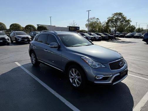 2017 INFINITI QX50 Base