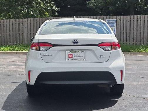 Ice Cap 2025 Toyota Corolla Hybrid SE