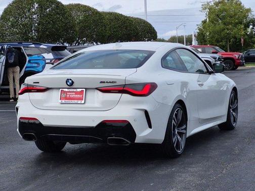 Alpine White 2021 BMW M440 i xDrive