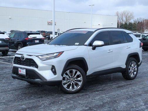 2025 Toyota RAV4 XLE Premium