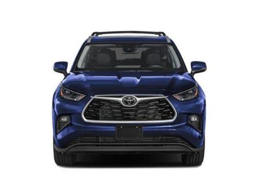 Wind Chill Pearl 2026 Toyota Highlander XLE