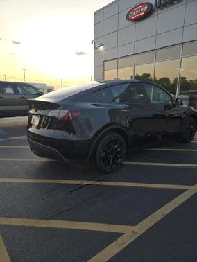 2023 Tesla Model Y Long Range Dual Motor All-Wheel Drive