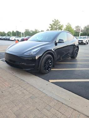 2023 Tesla Model Y Long Range Dual Motor All-Wheel Drive