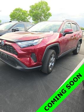 2022 Toyota RAV4 Hybrid XLE