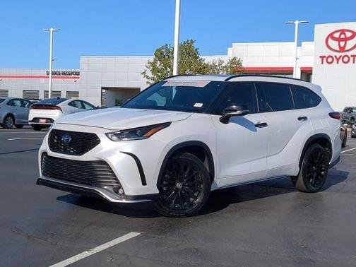 2023 Toyota Highlander XSE