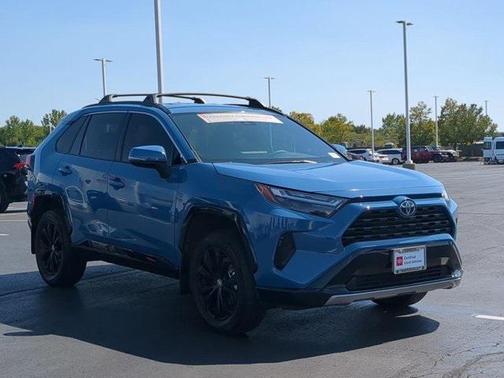 2024 Toyota RAV4 Hybrid SE