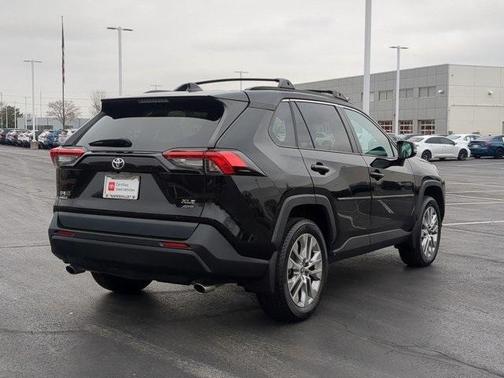 2023 Toyota RAV4 XLE Premium