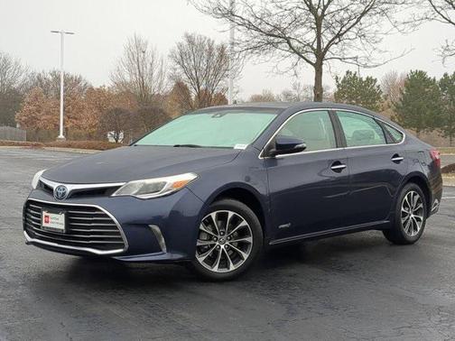 2018 Toyota Avalon Hybrid XLE Premium