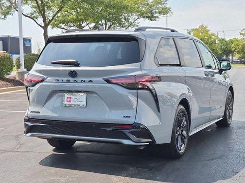 Cement 2025 Toyota Sienna XSE 7 Passenger
