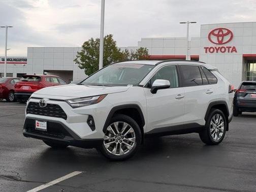 2025 Toyota RAV4 XLE Premium