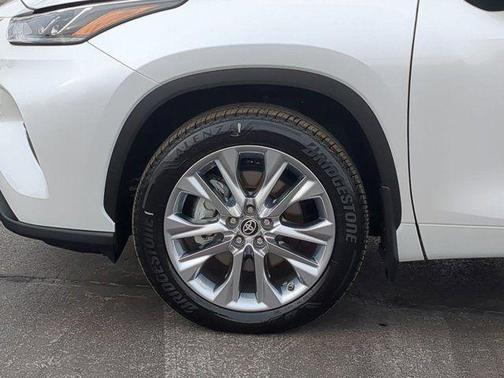 2024 Toyota Highlander Limited