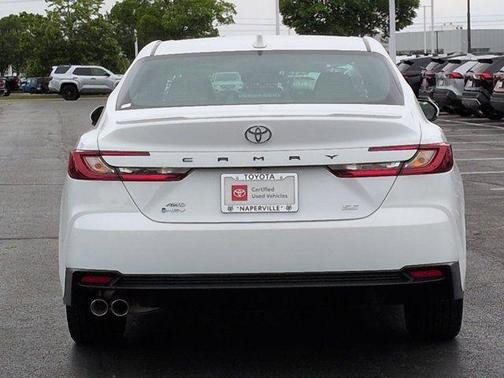 Ice Cap 2026 Toyota Camry SE