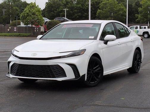 Ice Cap 2026 Toyota Camry SE